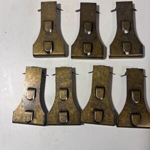 7 Brick Clips For Stocking Holders